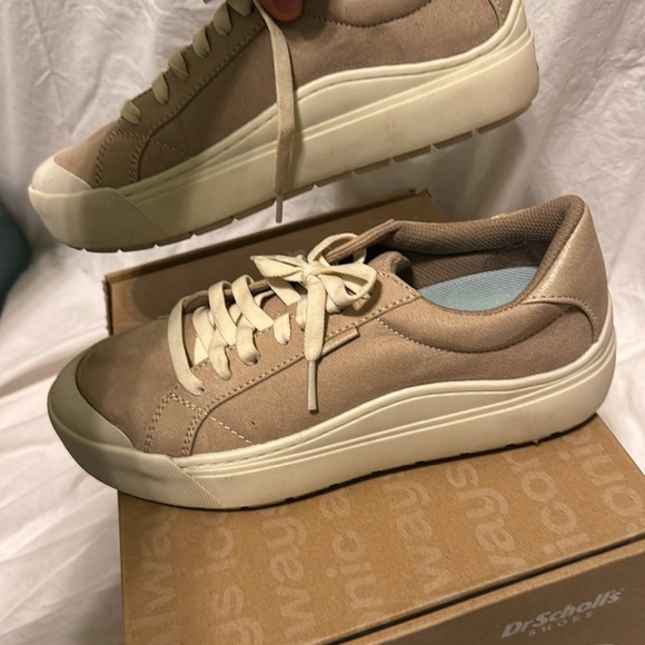 Dr. Scholl's Tan Sneakers - Picture 5 of 7